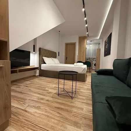 Apartmán Ethra 8 *